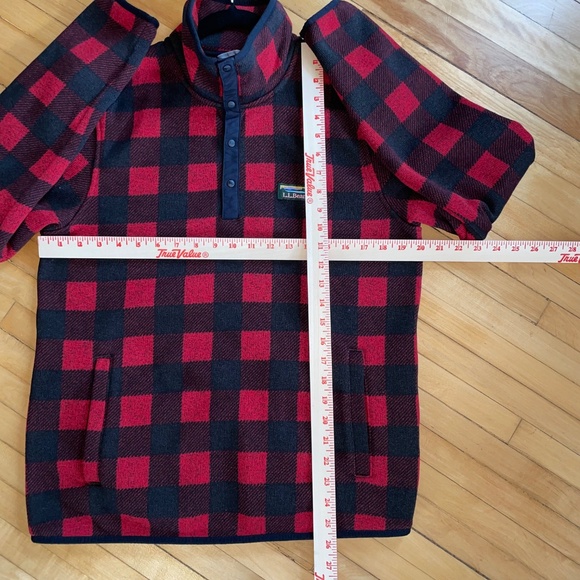 L.L. Bean Sweater Fleece Pullover Buffalo Plaid Garnet Warm Cozy Pockets - Picture 9 of 11